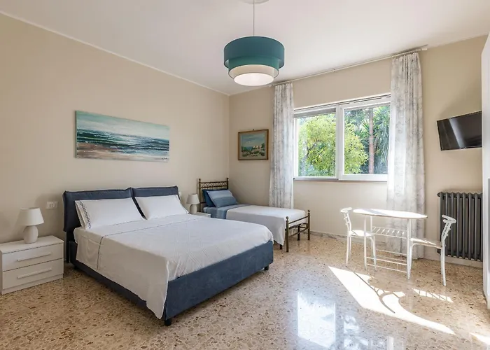 Nunzia Villa *